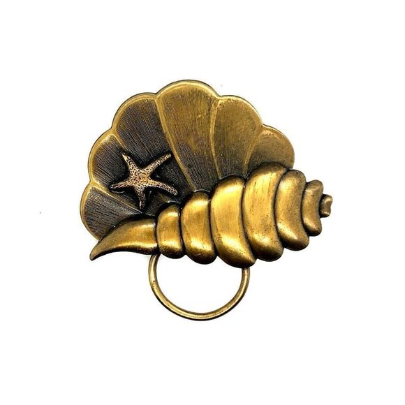 Shell Brooch  - Picture 1 of 5